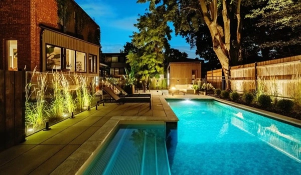 Brigade Granada Swimming Pool